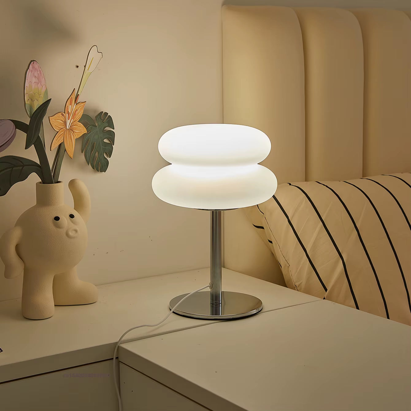 Bauhaus Table Lamp Plastic Lampshade Bedroom Bedside Living Room Nordic Mushroom Lamp 9-Level Brightness Dimming Ambient Light
